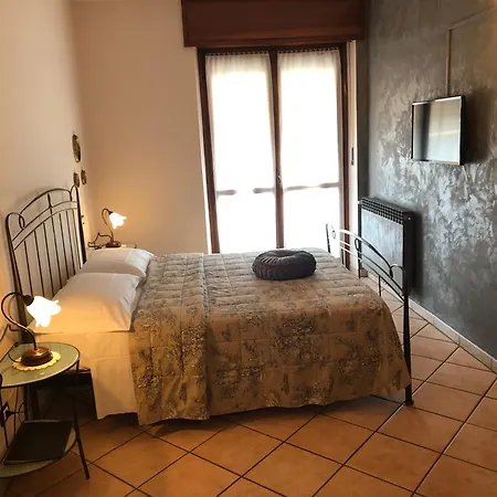 Ca 'd Gnese Castagnole delle Lanze