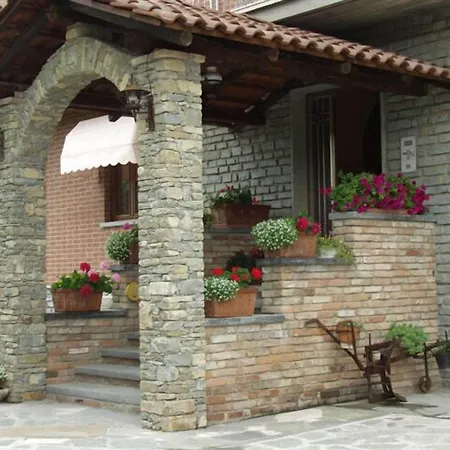 Ca 'd Gnese Castagnole delle Lanze